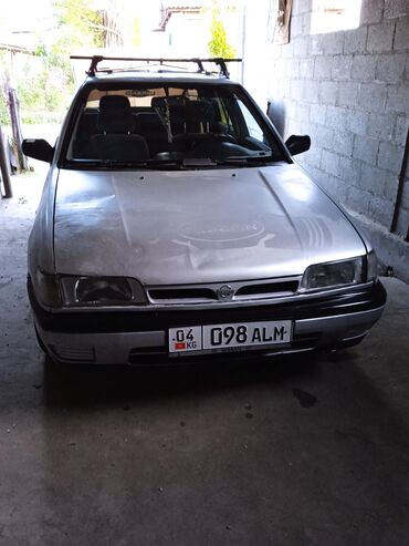 диски на некси: Nissan Sunny: 1992 г., 1.6 л, Механика, Седан