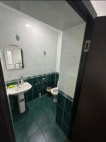 Дома: 220 м², 7 комнат — 8