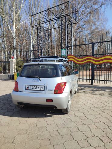 Toyota: Toyota ist: 2002 г., 1.5 л, Автомат, Бензин, Хэтчбэк — 17