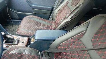 Mercedes-Benz: Mercedes-Benz C 200: 2.2 l | 1995 il Sedan — 7