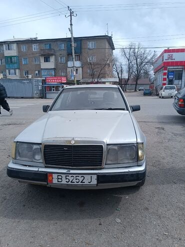 мега авто: Mercedes-Benz W124: 1989 г., 2.3 л, Механика, Дизель, Бус