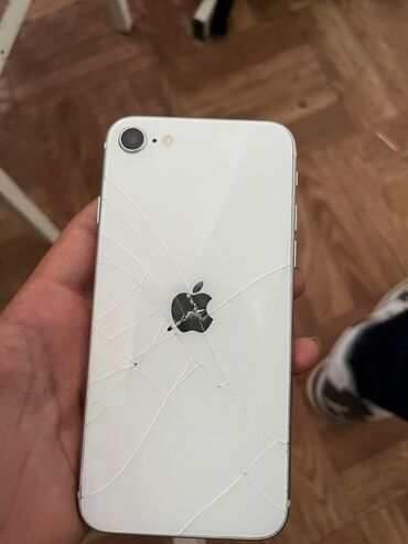 telefon zengleri 2024: IPhone SE 2020, 64 GB, Ağ, Qırıq