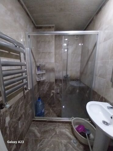 bina az evler: 3 комнаты, Новостройка, 1 м²