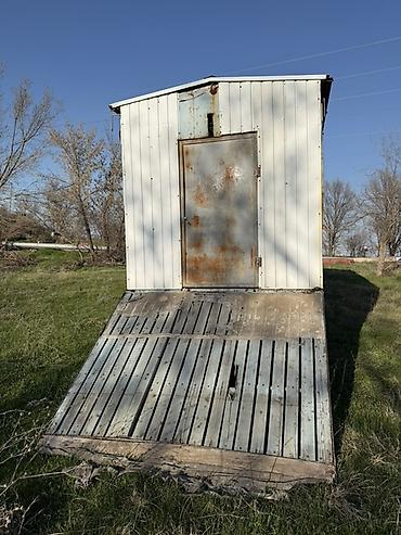 Другие аксессуары для шин, дисков и колес: Платформа для пчел На тракторной основе с откидной площадкой — 5