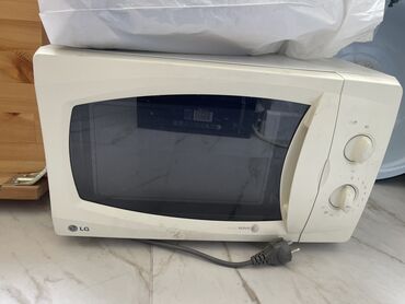 Другая бытовая техника: Холодильник б/у Beko Двухкамерный в отличном состоянии 9500