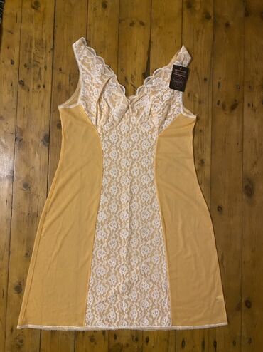 Gecəliklər: Sovet vaxtinin pambiq ve ipek noçnoylari, Yuqoslaviya QDR istehsali — 6