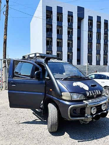 шины на делику: Mitsubishi Delica: 1995 г., 2.8 л, Автомат, Дизель, Минивэн — 2