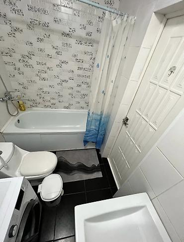 Посуточная аренда квартир: 1 комната, Душевая кабина, Постельное белье, Кондиционер — 18