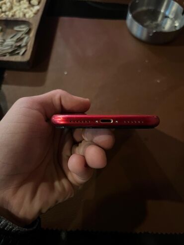Apple iPhone: IPhone Xr, 64 GB, Qırmızı, Face ID — 11