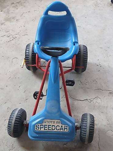 hot wheels oyuncaq dəsti: Uşaq maşını,sadəcə sepi yoxdur,pastanmışdı çıxartmışıq.Yenidi - Rəng — 2