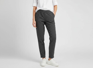 biodrowki spodnie: PULL&BEAR, Spodnie materiałowe damskie, rozmiar L