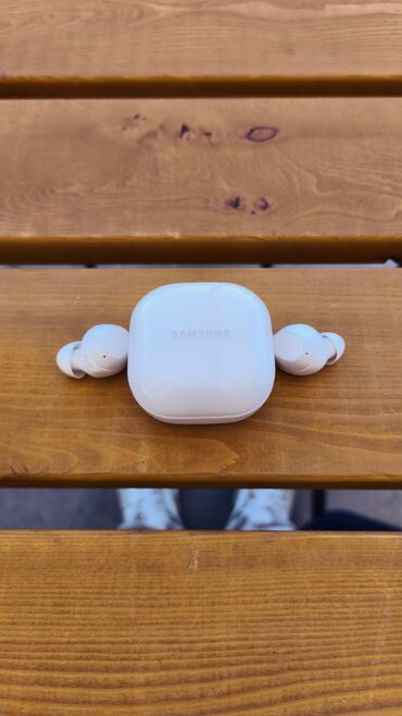 обычные наушники: Продаются наушники Samsung Galaxy Buds FE в Отличном состоянии