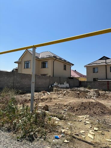 кочкор ата недвижимость: 5 соток, Курулуш, Кызыл китеп