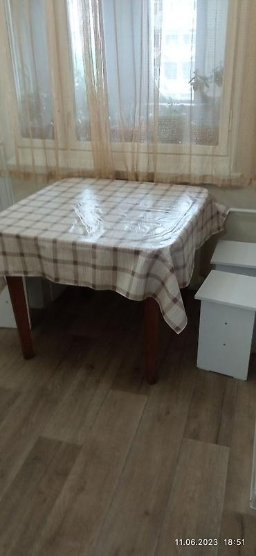 Комнаты: Чистая, уютная 1 комнатная квартира в центре города для двоих . ночь-- — 8