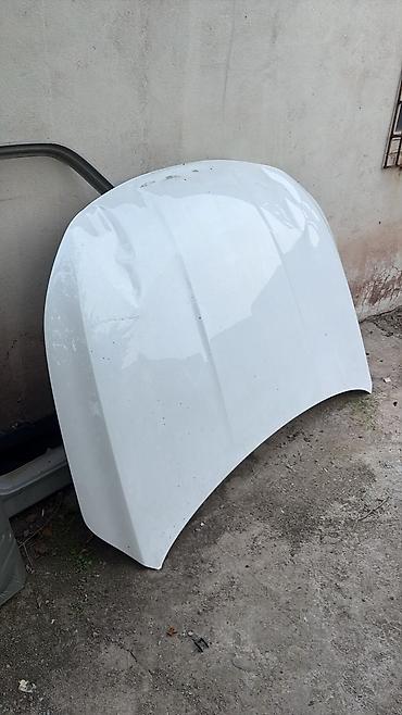 Məhsul: Avtomobil kapotu - Rəng: Ağ - Material: Metal - Tip: Ön kapot