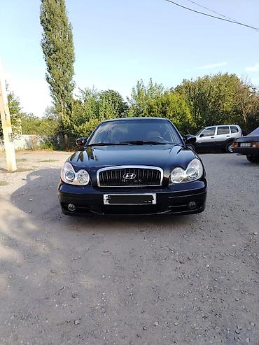 e39 guzgu: Hyundai Sonata sedan – qara rəng, tam ölçülü komfortlu şəhər və — 1