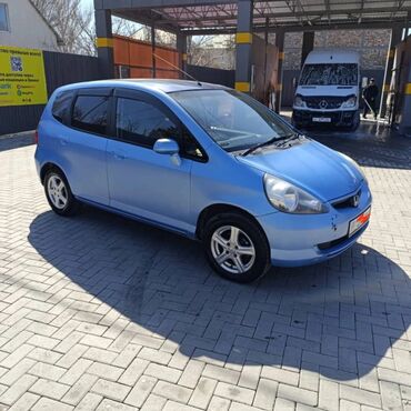 Honda: Honda Fit: 2002 г., 1.3 л, Автомат, Бензин