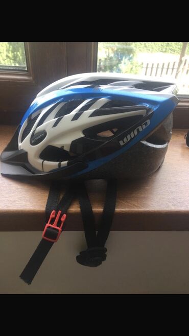 Шлем велосипедный
Размер 58-62
В отличном состоянии