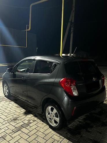 потолок авто: Chevrolet Spark: 2016 г., 1 л, Вариатор, Бензин, Хэтчбэк — 3