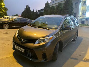 скания мотор: Toyota Sienna: 2018 г., 3.5 л, Автомат, Бензин, Минивэн