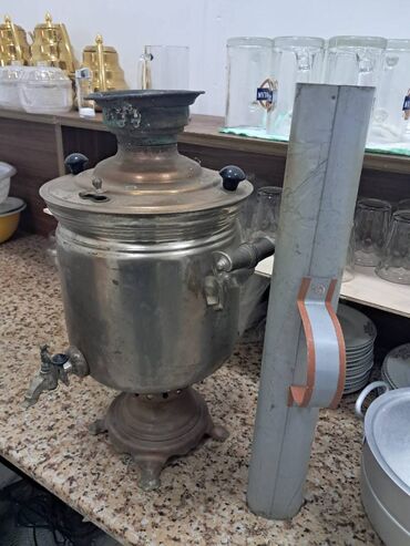 Blenderlər: Salam . Rus samavari 7 L işlənmiş . kafe üçün aınıb ehtiyac olmadığı