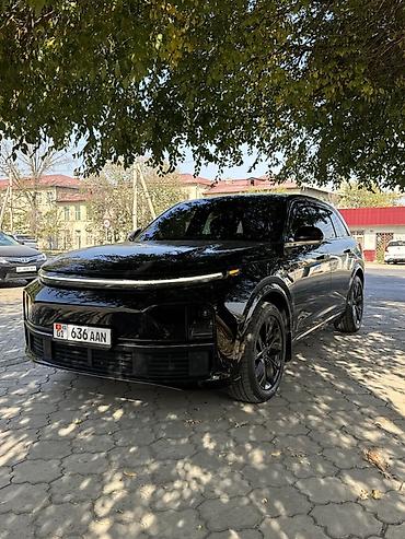 geely mon: Продаже LiXiang L7 Год 2024 Плагин Состояние идеал Объем 1,5 — 1