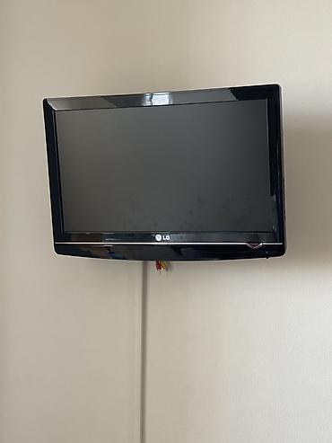 lcd: Телевизор LG (настенный) - Диагональ ориентировочно 22–26" - — 1