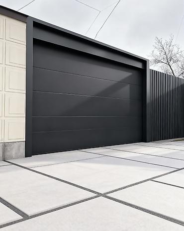 Секционные ворота: Автоматические, Alutech, Для гаража, Для частного дома, Для контейнера, Бронированные, В рассрочку, Новый, Бесплатная установка — 11
