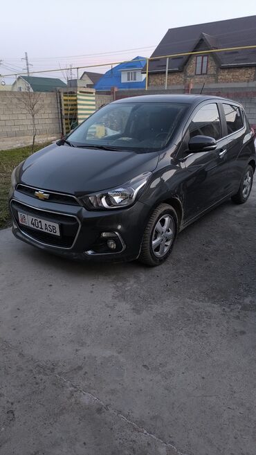 Chevrolet: Chevrolet Spark: 2017 г., 1 л, Автомат, Бензин, Хэтчбэк