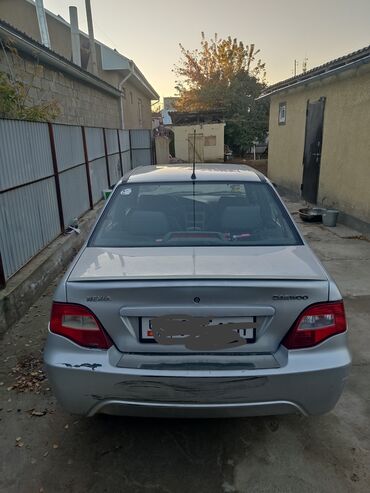 авто ока: Daewoo Nexia: 2011 г., 1.5 л, Механика, Бензин, Седан