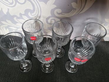 Čaše: Case nove za zestoko pice,pun rad. Case za pice izgledaju kao na lalafo.rs — 7 Čaše: Case nove za zestoko pice,pun rad. Case za pice izgledaju kao — 7