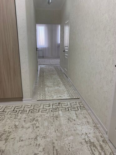 2 ком кв бишкек в Кыргызстан | Долгосрочная аренда квартир: 2 комнаты, 68 м², 7 этаж, Свежий ремонт, Центральное отопление