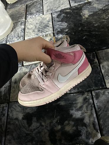 найк nike: Детские кроссовки Nike Jordan (высокие) - Размер: ориентировочно для — 2