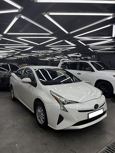 Toyota: Toyota Prius: 2017 г., 1.8 л, Гибрид, Лифтбек — 3