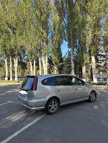 вмятина: Honda Stream: 2004 г., 2 л, Автомат, Бензин, Минивэн — 5