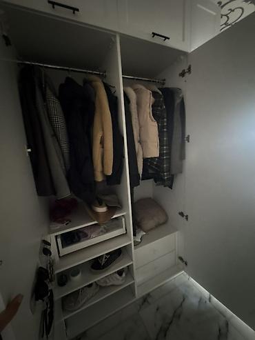 susə dolab: Ağ rəngli, modul tipli dəhliz/qarderob şkafı - Dizayn: Minimalist — 5