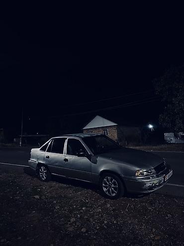 Daewoo Nexia: 2005 г., 1.5 л, Механика, Бензин, Седан