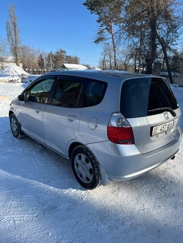 Honda: Honda Fit: 2002 г., 1.3 л, Бензин