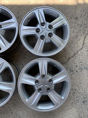 5 110: Литые Диски R 15 Toyota, Комплект, отверстий - 5, Б/у — 2