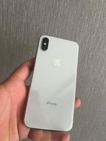 Apple iPhone: IPhone X, 64 GB, Gümüşü, Face ID