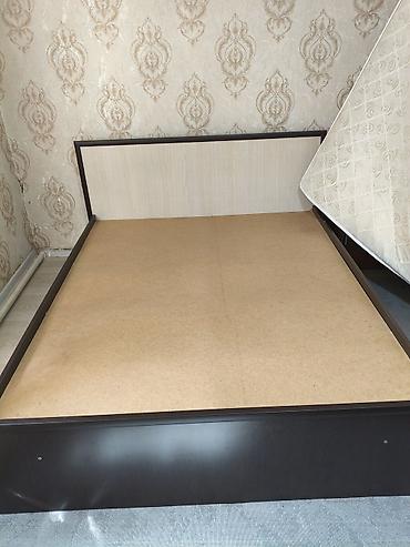 Двуспальные кровати: Двуспальная кровать, Б/у, С матрасом, длина - 200 см — 5