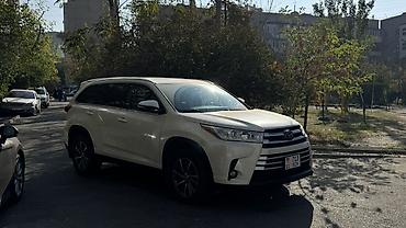 start: Toyota Highlander: 2019 г., 3.5 л, Автомат, Бензин, Кроссовер — 4