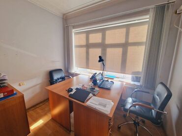 Anbar və emalatxanalar: Səbail rayonu, Badamdar şossesində, 1-ci massivdə əsas yolun üstündə — 24