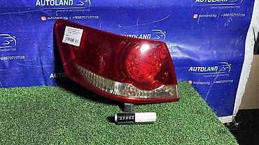 autoland: Задний левый стоп-сигнал Toyota 2006 г., Б/у, Оригинал, Япония — 1