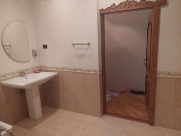 Uzunmüddətli kirayə mənzillər: Gənclik metrosu yaxınlığında, Azadlıq və İnqilab prospektlərinin -da lalafo.az — 19 Uzunmüddətli kirayə mənzillər: Gənclik metrosu yaxınlığında, Azadlıq və İnqilab prospektlərinin — 19