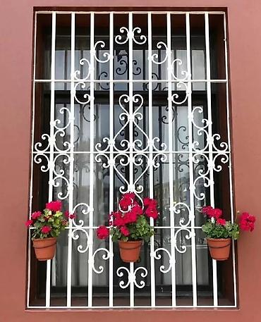 Barmaqlıqlar: 055-421-91-53 Resotka 1-kv 35 azn Məhəccər 1-metr 50 azn başlayır — 3