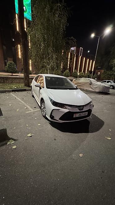 corolla runx: Toyota Corolla: 2022 г., 1.8 л, Вариатор, Гибрид, Седан — 1