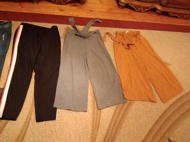 Qadın şalvarları: 38 razmer walvarlarlar. Biri 5manat — 5