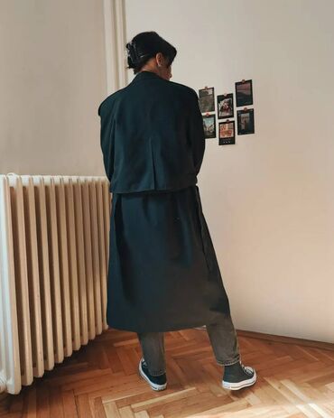 Mantili: S (EU 36), Polovno, Sa postavom, Jednobojni, bоја - Crna — 6