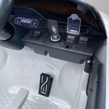 Uşaq üçün elektrik maşınları: Lisenziyalı range rover evoque 4x4 12 v batareyaları jeep model -da lalafo.az — 10 Uşaq üçün elektrik maşınları: Lisenziyalı range rover evoque 4x4 12 v batareyaları jeep model — 10